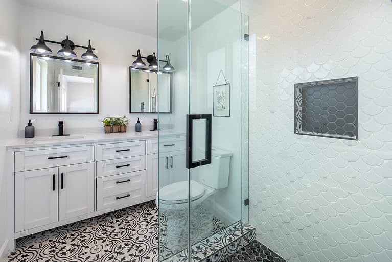 fully tiled clean and modern bathroom
